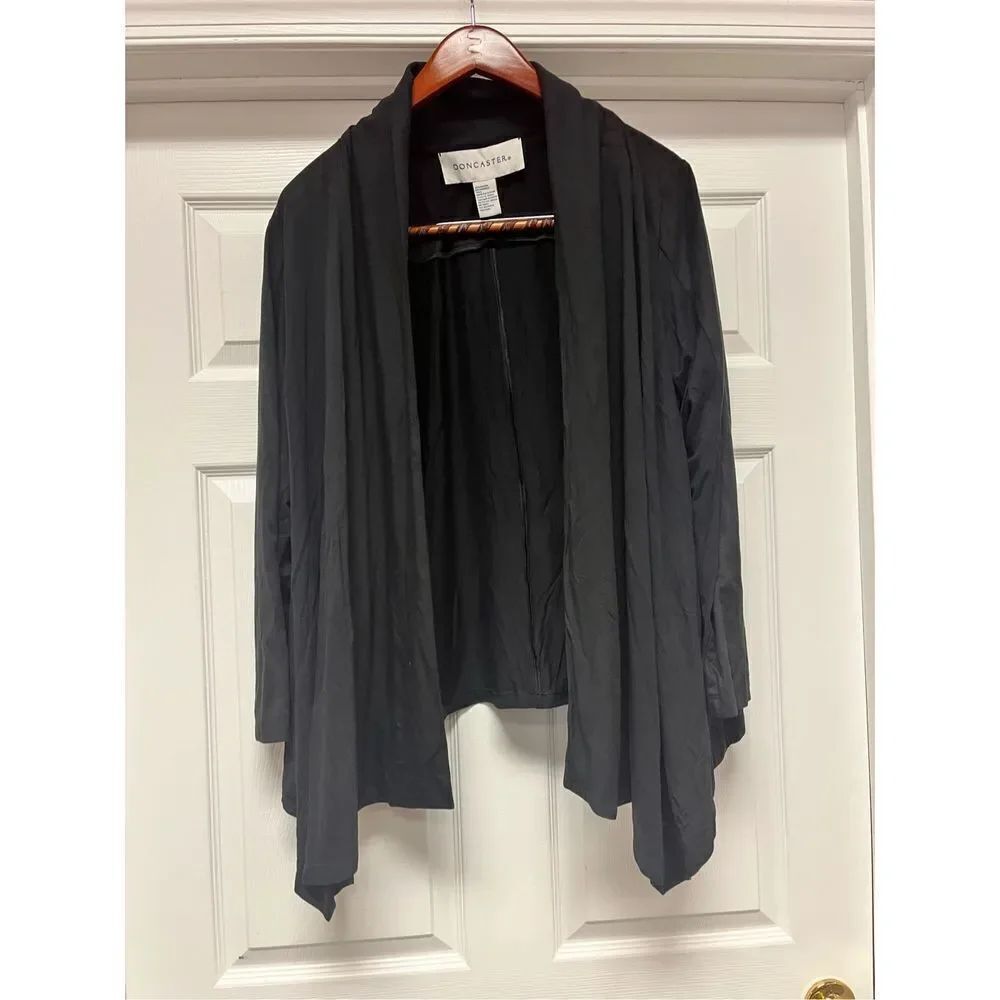 Doncaster Black Sueded Top Open Front Cardigan sz 1X